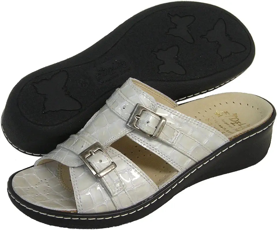 Women's Slide Sandal N90254