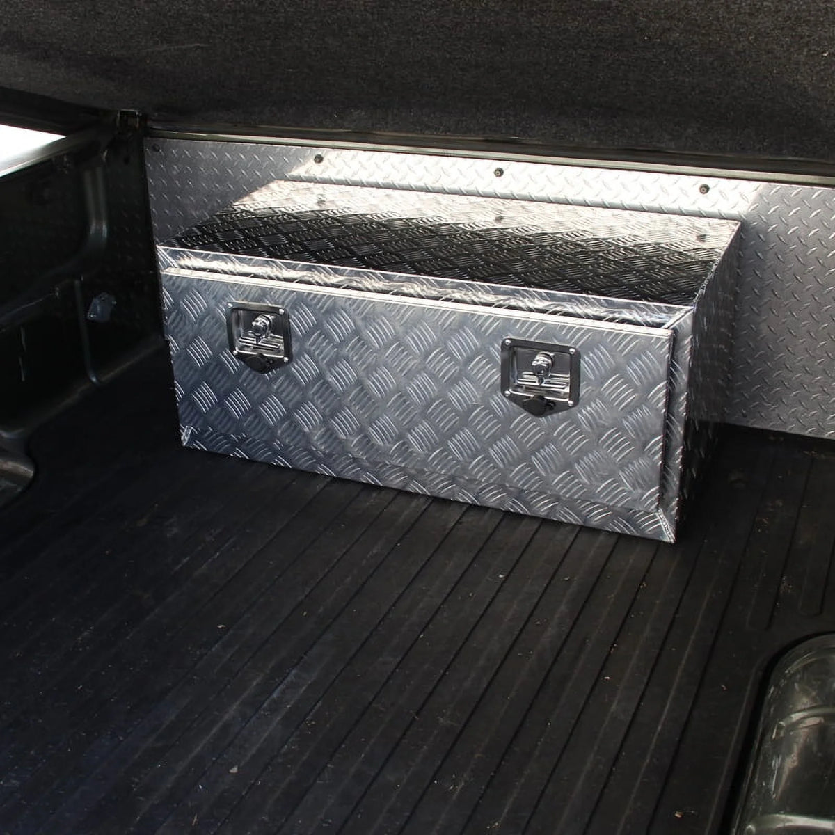 Aluminum Truck Bed Storage Tool Box with Lock D924447