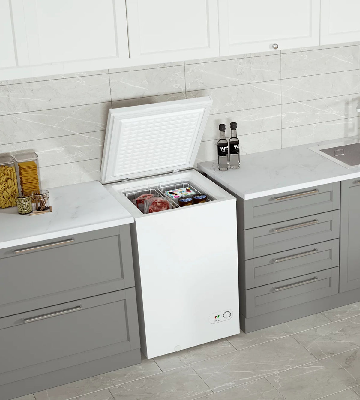 3.5 Cu Ft Compact Chest Freezer with 2 Removable Baskets G9358