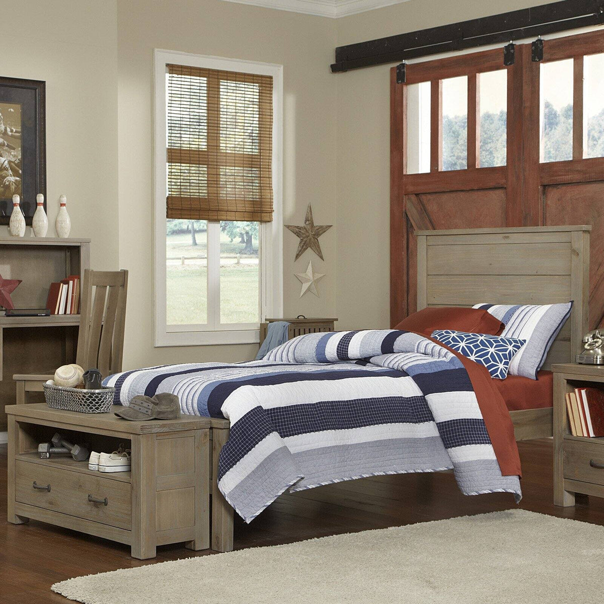 Twin Panel Bed with Trundle O550962