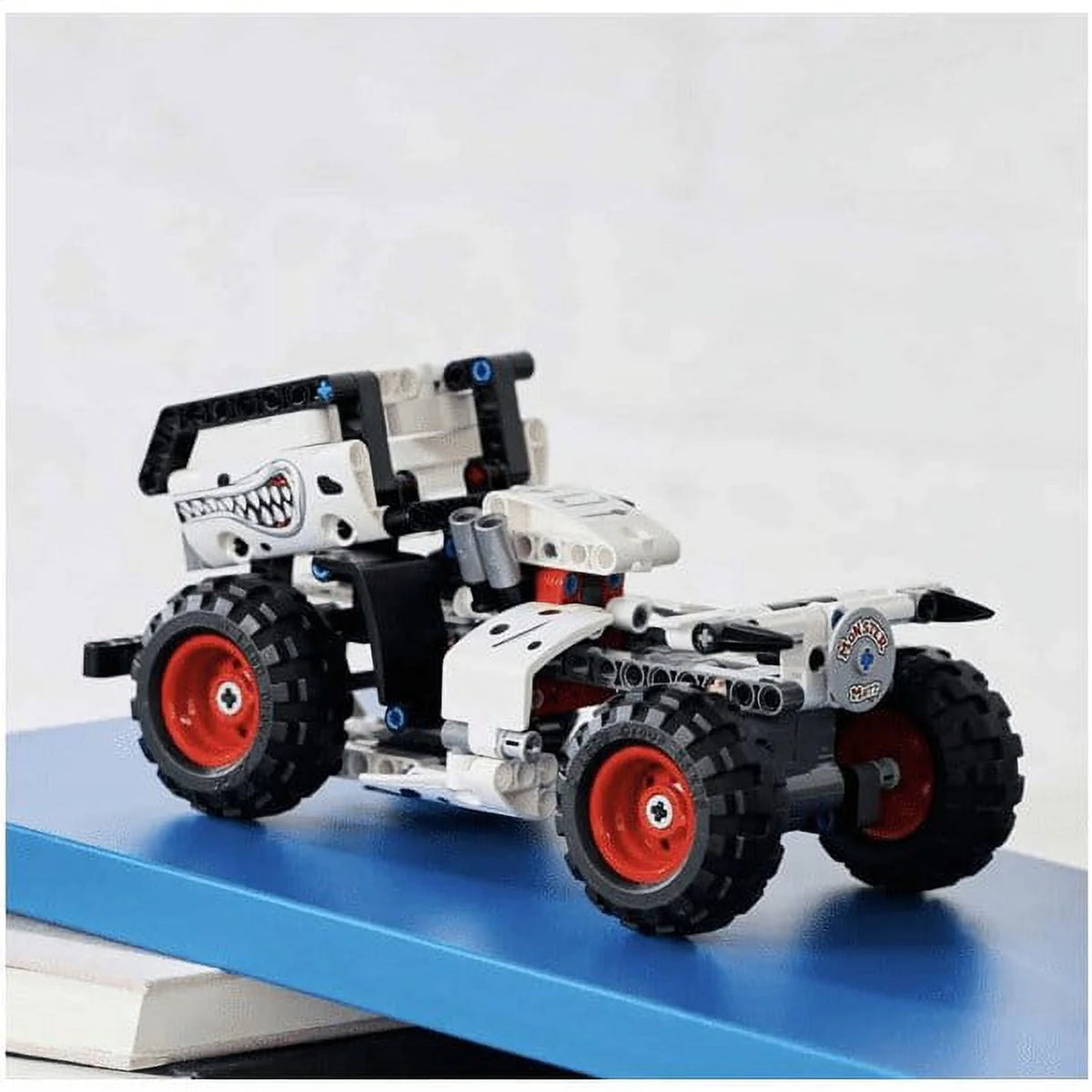 Monster Jam Monster Mutt Dalmatian L83220