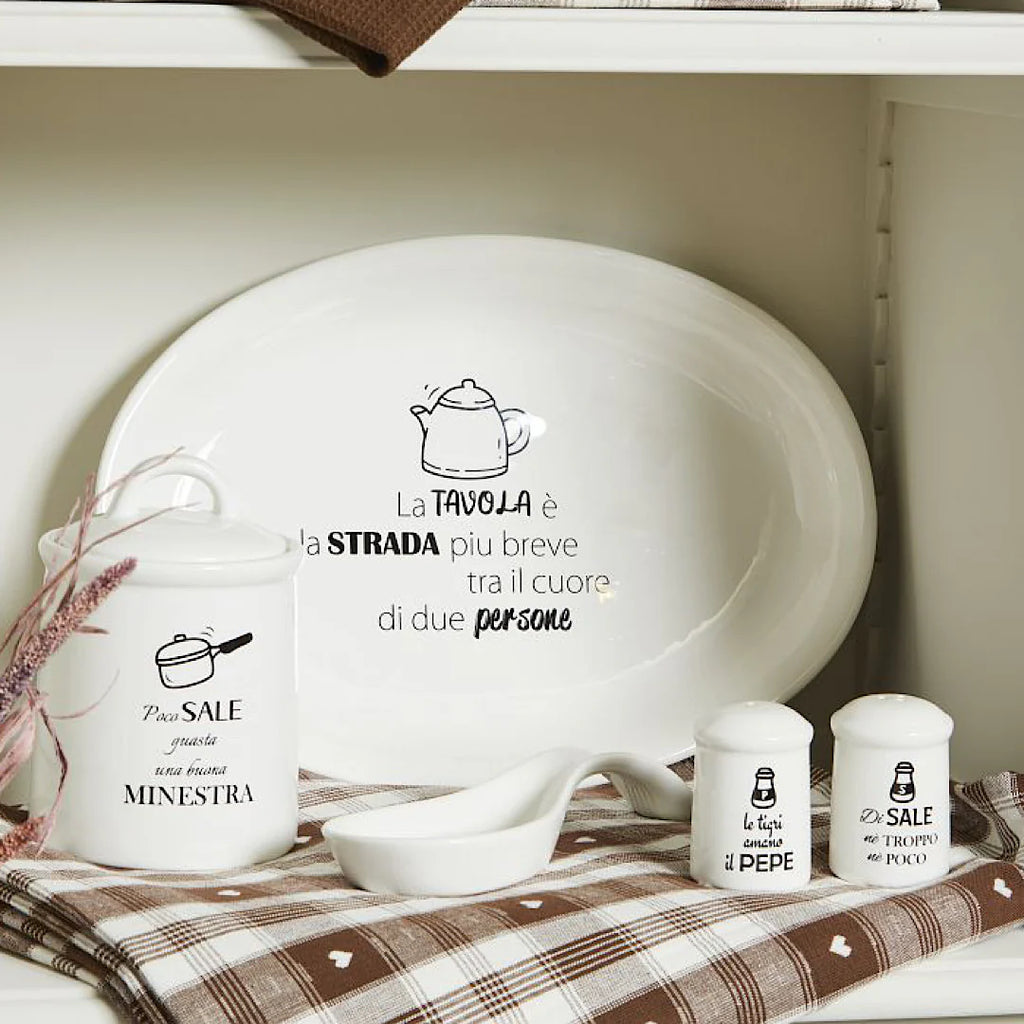 Salt And Pepper Set of 2 P7847